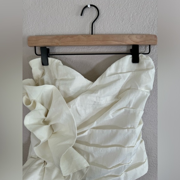 Express Ivory Strapless Ruffle Tank Top - Picture 2 of 8